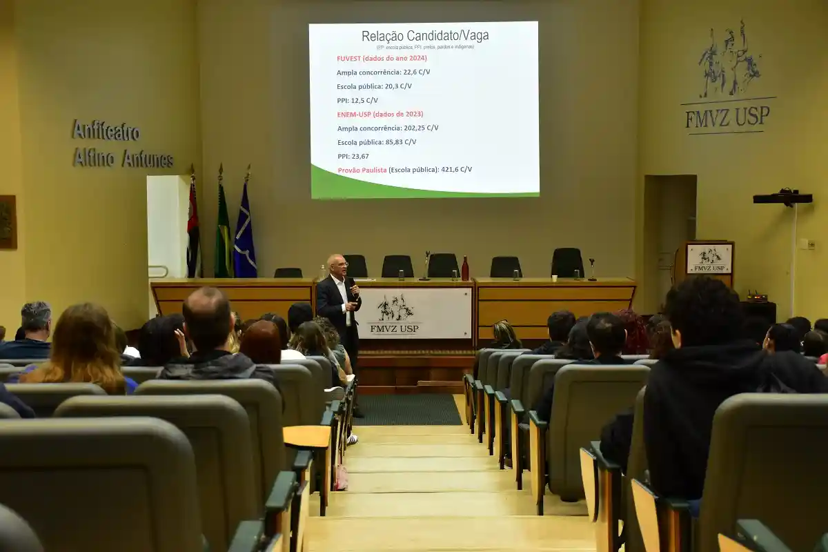 Abertura da Visita no Anfiteatro